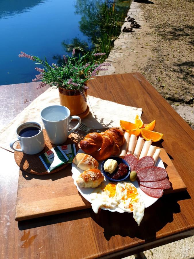 Hotel Lohovo Bihać 외부 사진