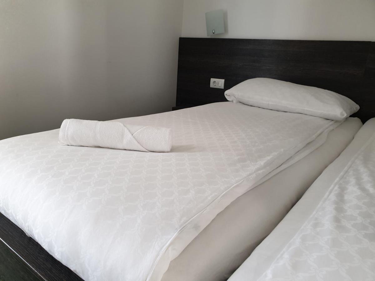 Hotel Lohovo Bihać 외부 사진