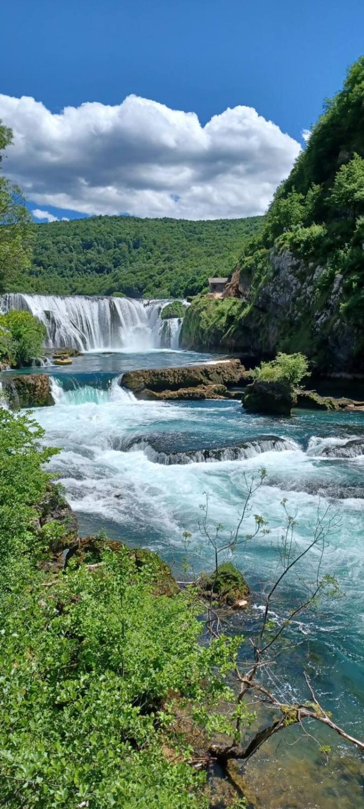 Hotel Lohovo Bihać 외부 사진